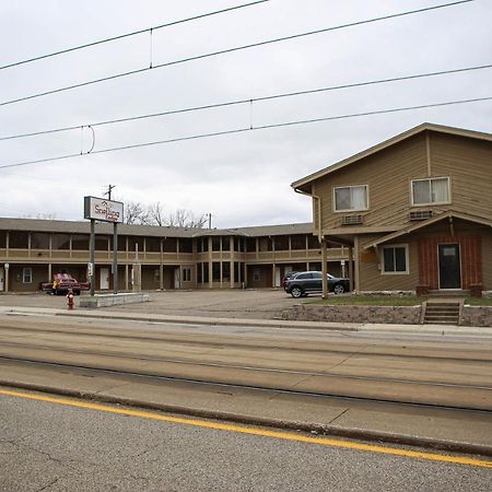 Snelling Motor Inn Mendota Exteriér fotografie